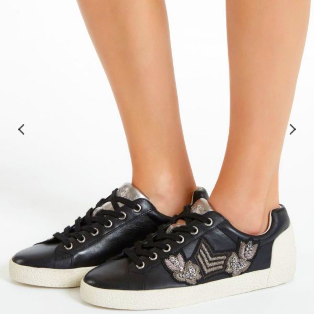 Ash Nak Arms Low-Top Sneakers